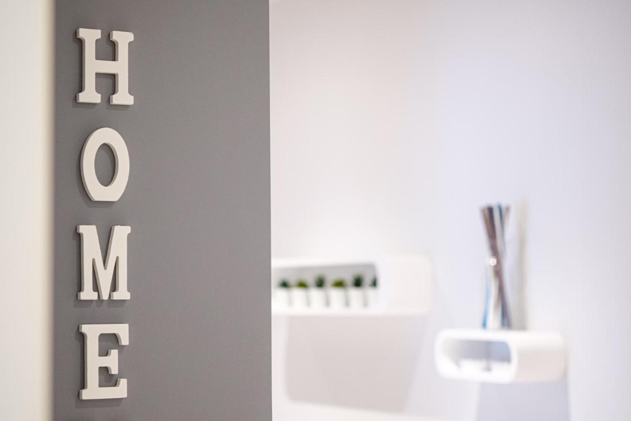 Home52 Rende Luaran gambar